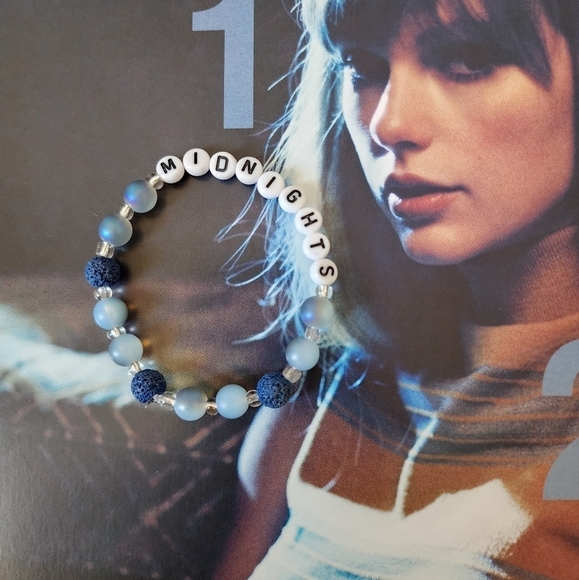 Midnights Friendship Bracelets Set Of 7 - Picture 9 of 11